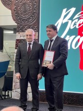 Джамбулат Салавов награжден нагрудным знаком «Народный фронт. Всё для победы!»