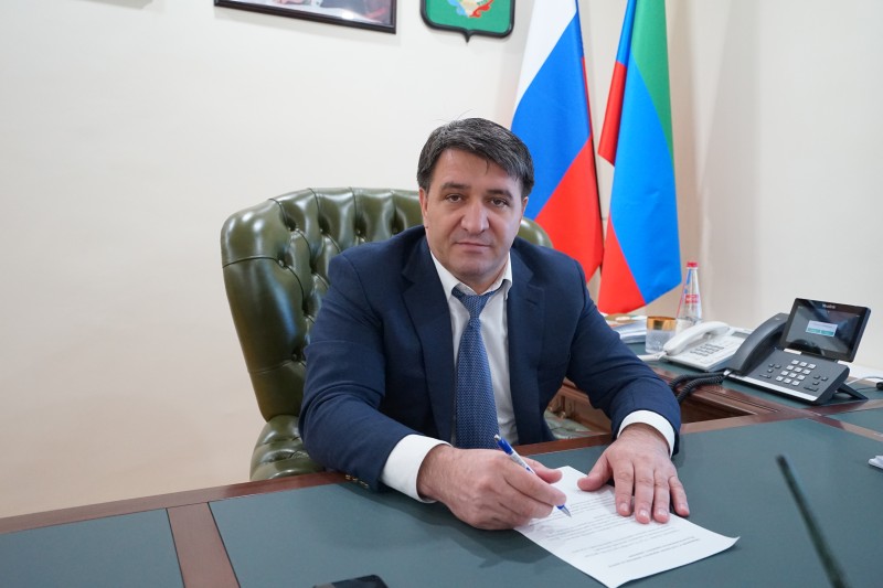Джамбулат Салавов:"Второй этап реконструкции аэропорта - это часть прорывных проектов по развитию Дагестана, это большие возможности и перспективы"