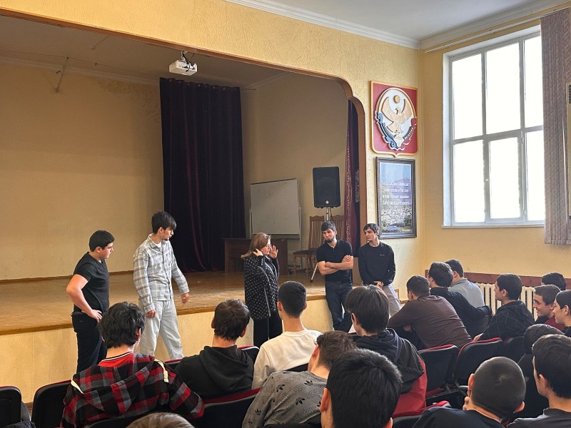 В Автомобильно-дорожном колледже, состоялся диалог на тему: «Роль молодёжи в развитии современного общества»