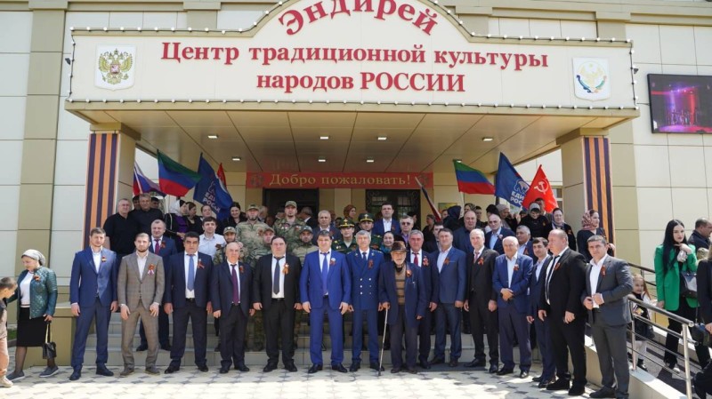 Джамбулат Салавов принял участие в торжественном собрании в честь 78 -й годовщины Победы в ВОВ