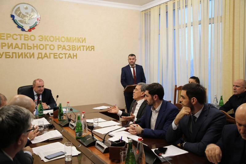Касум Магомедов принял участие в расширенном заседании Республиканской комиссии по содействию развитию конкуренции