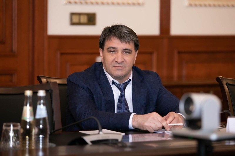 Джамбулат Салавов поддержал решение Владимира Путина участвовать в выборах президента