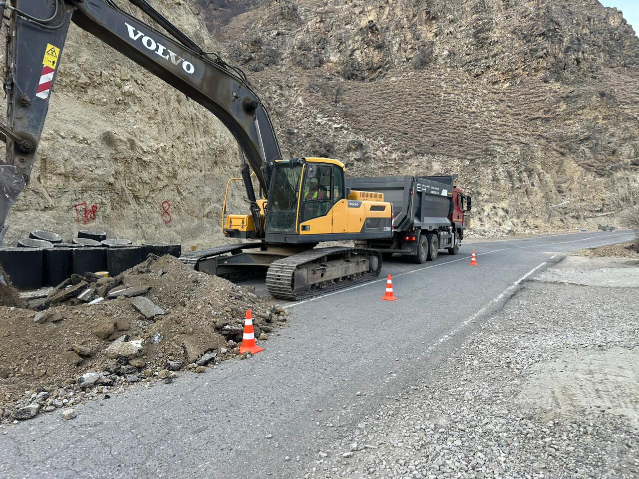 В Дагестане начался ремонт дороги к Карадахской теснине