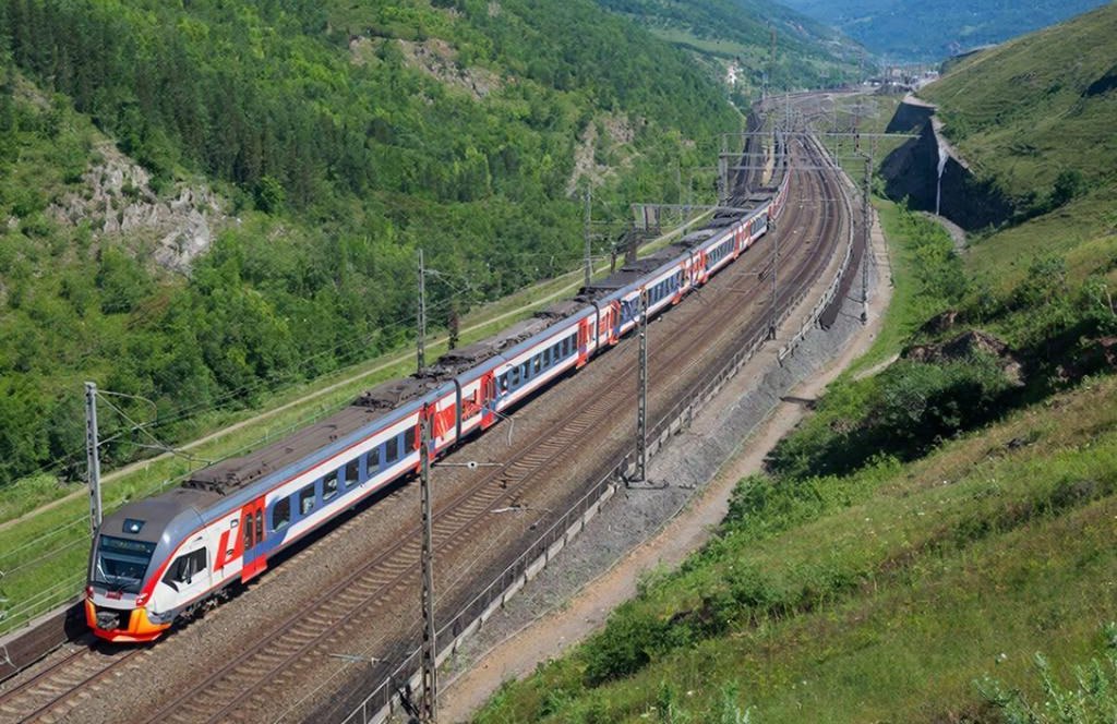 В Дагестане внесены изменения в расписание пригородных поездов