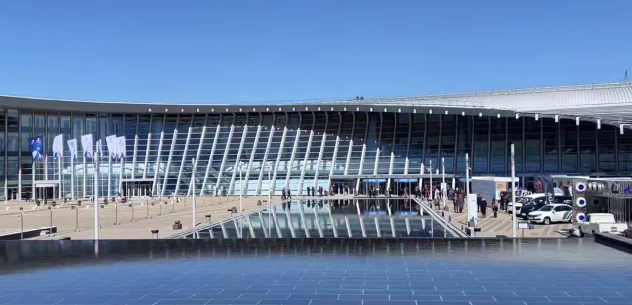 Арсланбек Алибеков принял участие в сессии о развитии региональных логистических систем на КИФ