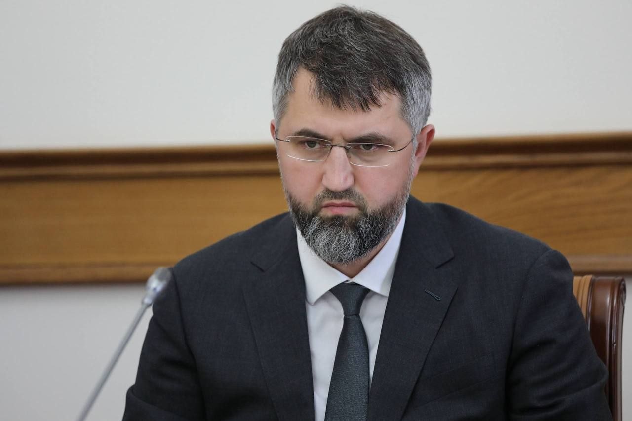 Арсланбек Алибеков поздравил Председателя Правительства Республики Дагестан с Днем рождения