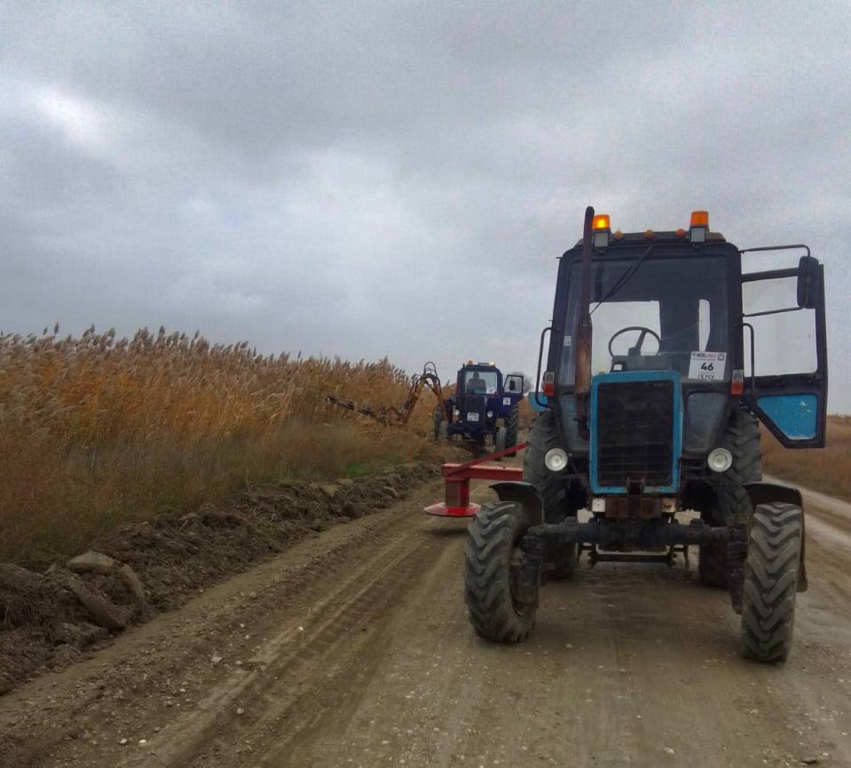 Дорожники Дагестана продолжают работы по благоустройству дорог