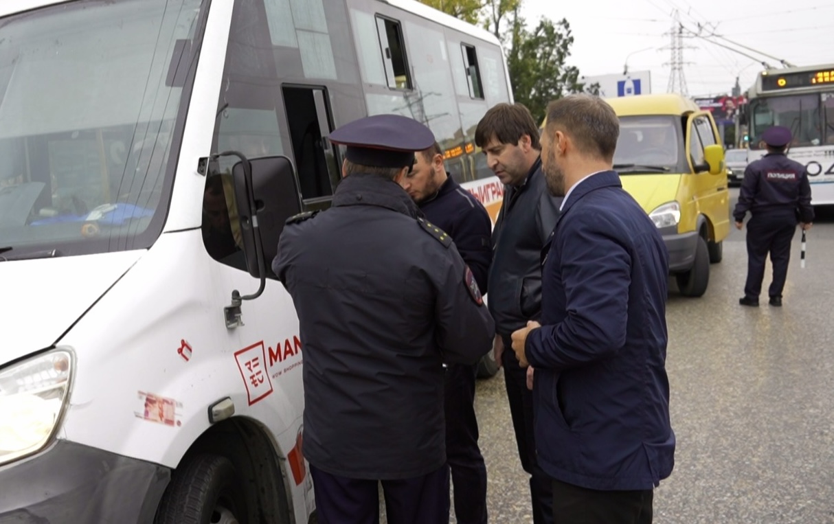 Минтранс Республики Дагестан проводит контроль безопасности перевозки пассажиров