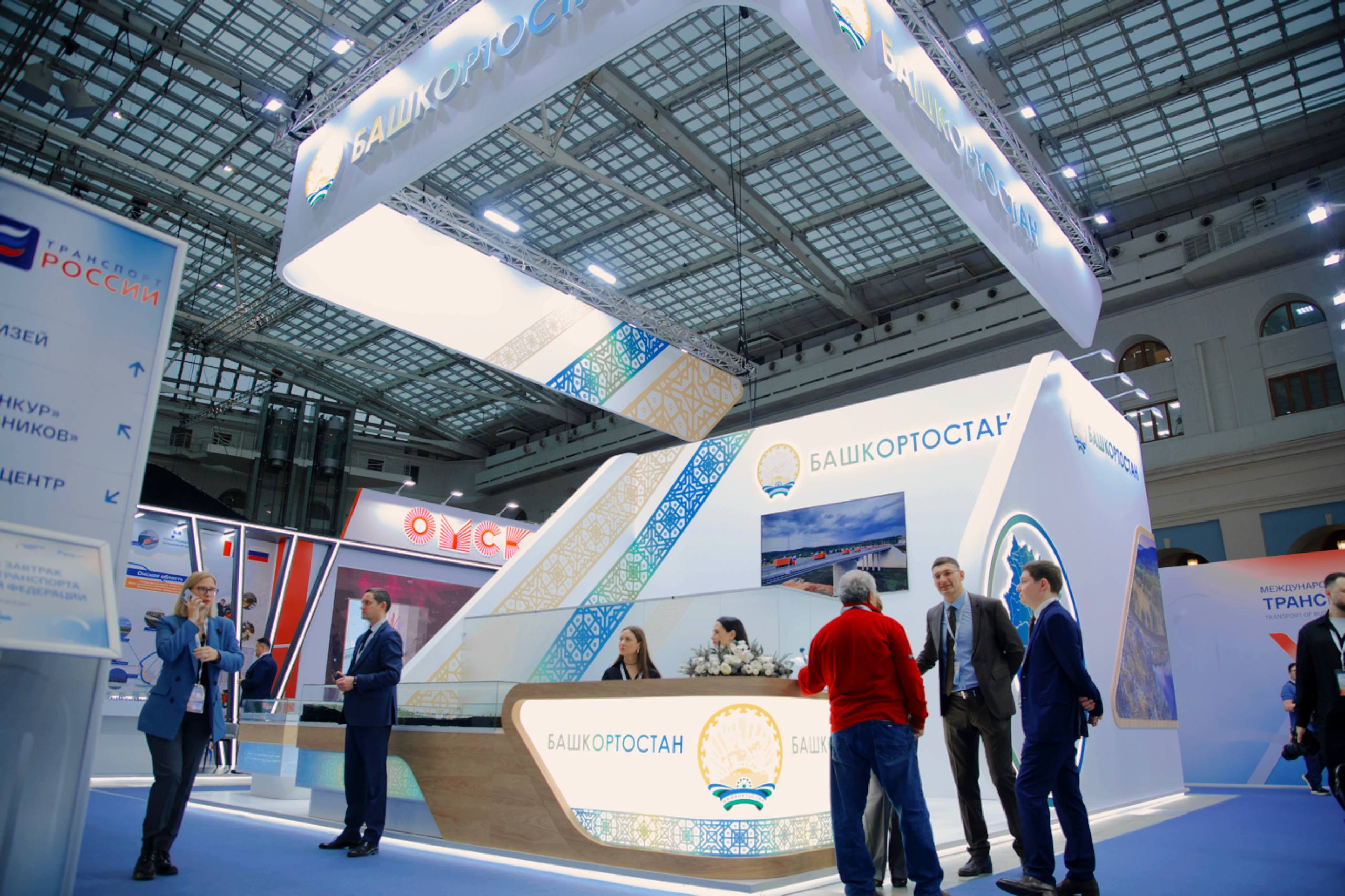 Магомед Тагиров принимает участие в «Транспортной неделе - 2025» в Москве