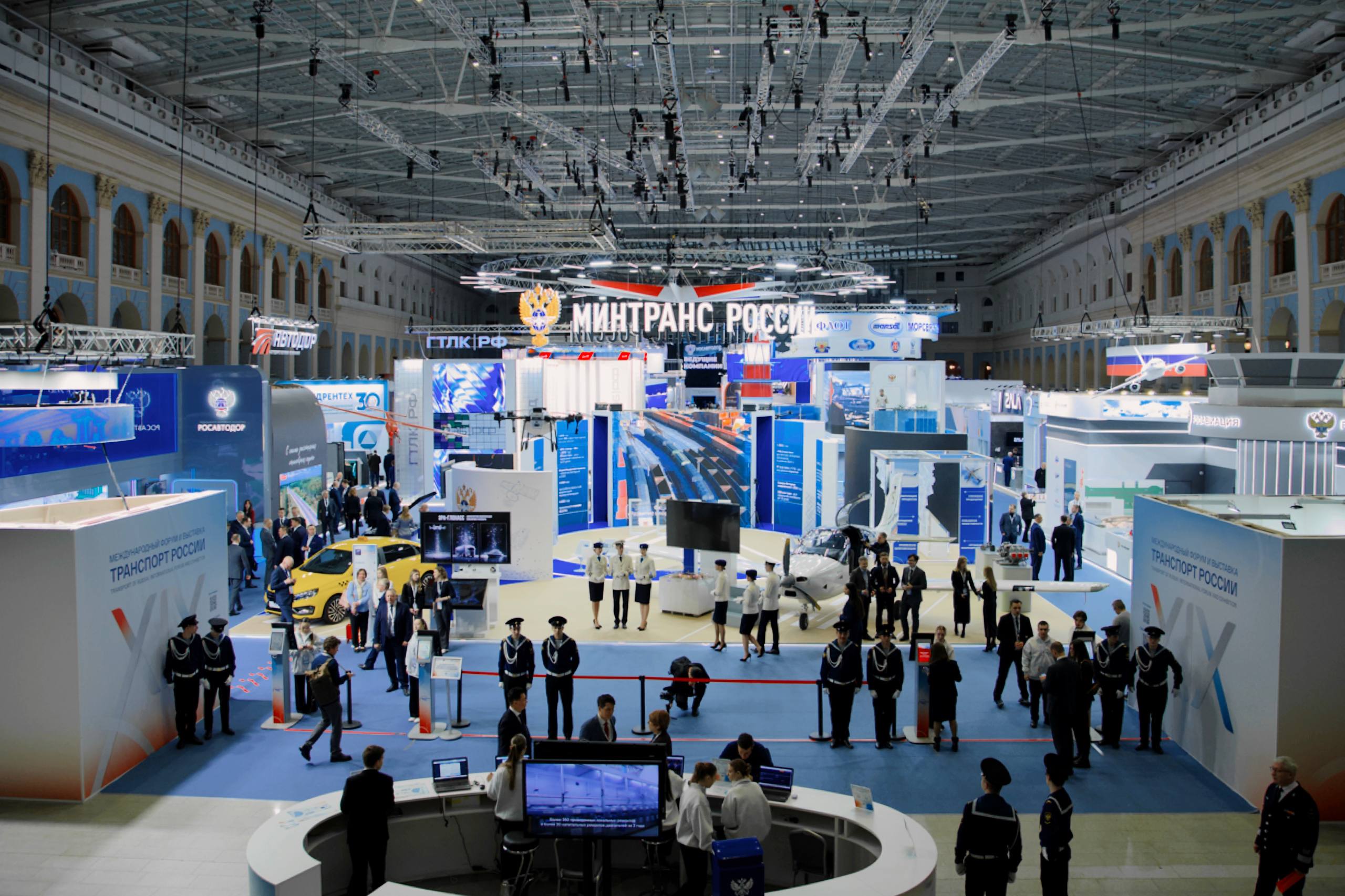 Магомед Тагиров принимает участие в «Транспортной неделе - 2025» в Москве