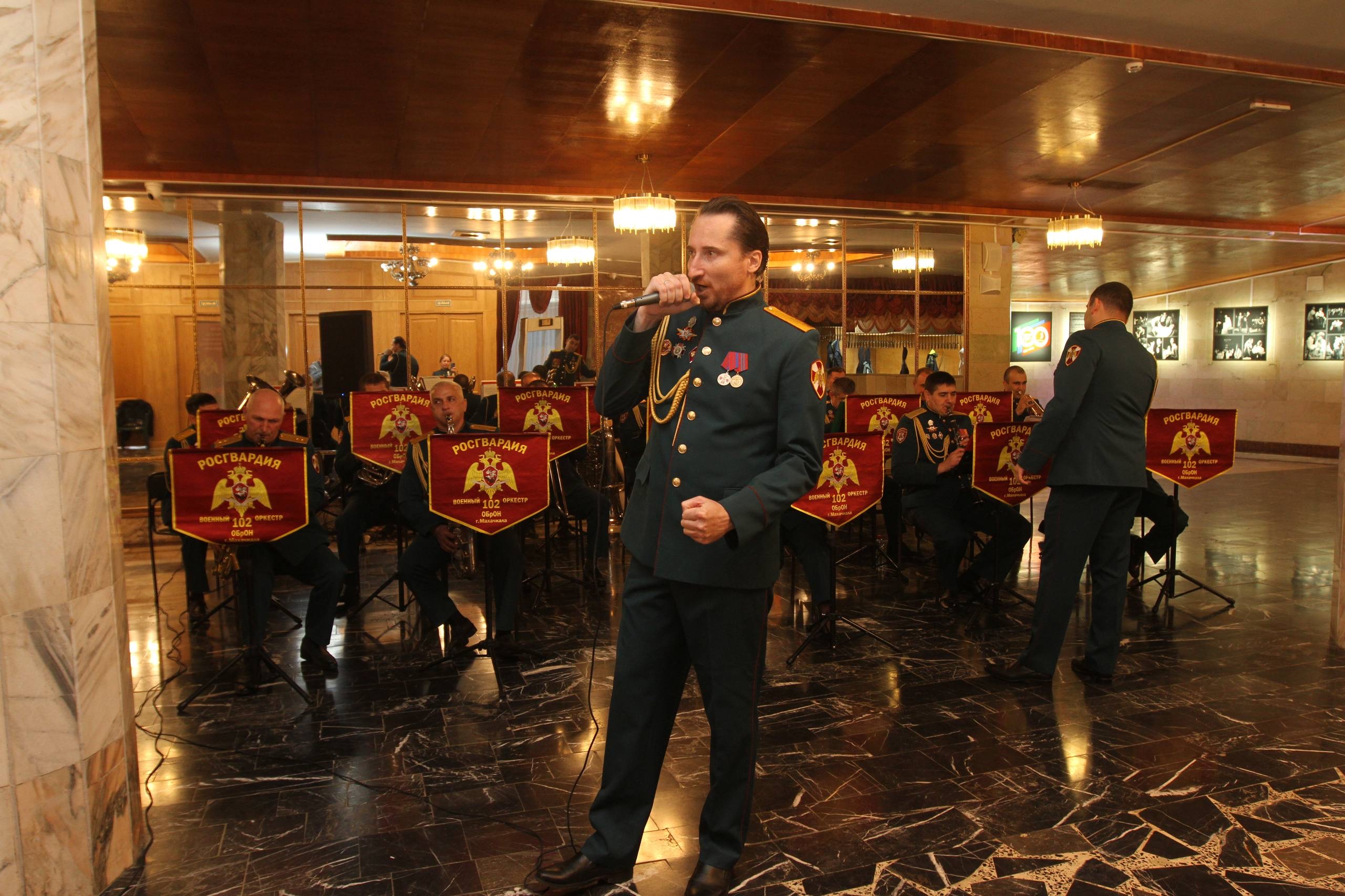 Магомед Тагиров отметил высокий профессионализм работников и ветеранов Махачкалинского морского порта