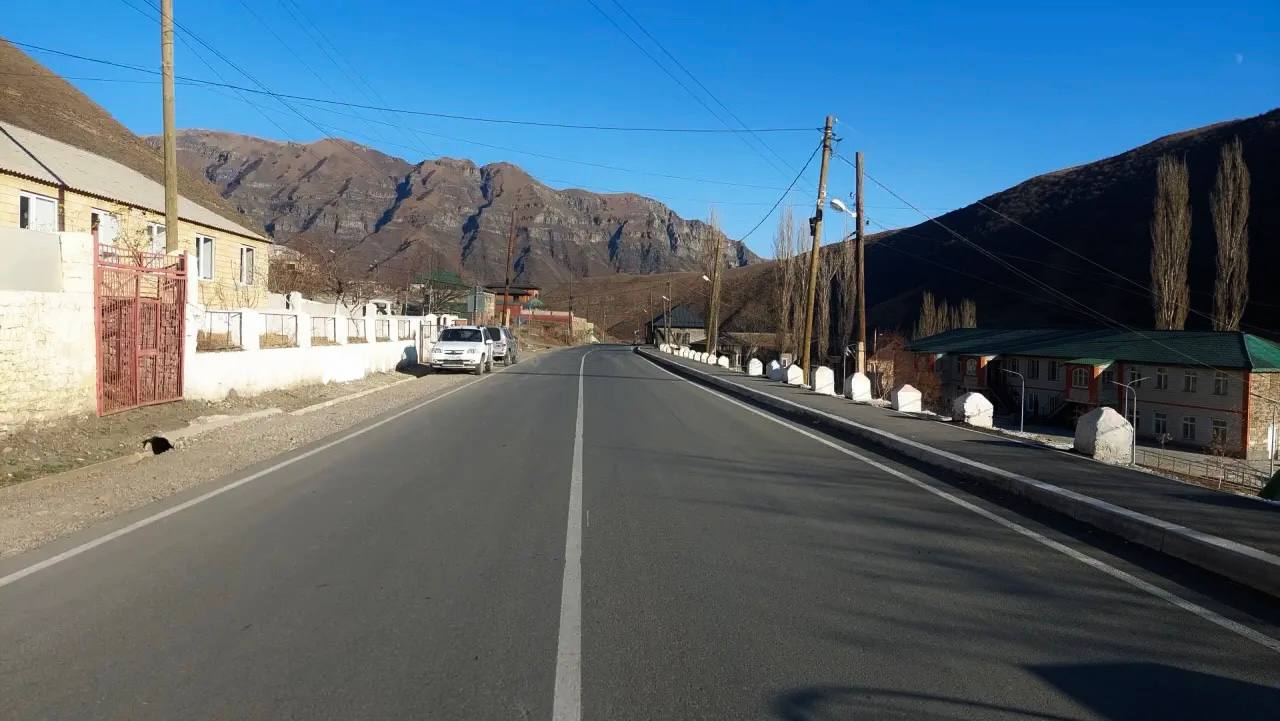 В торжественной обстановке состоялось открытие дороги в Агульском районе