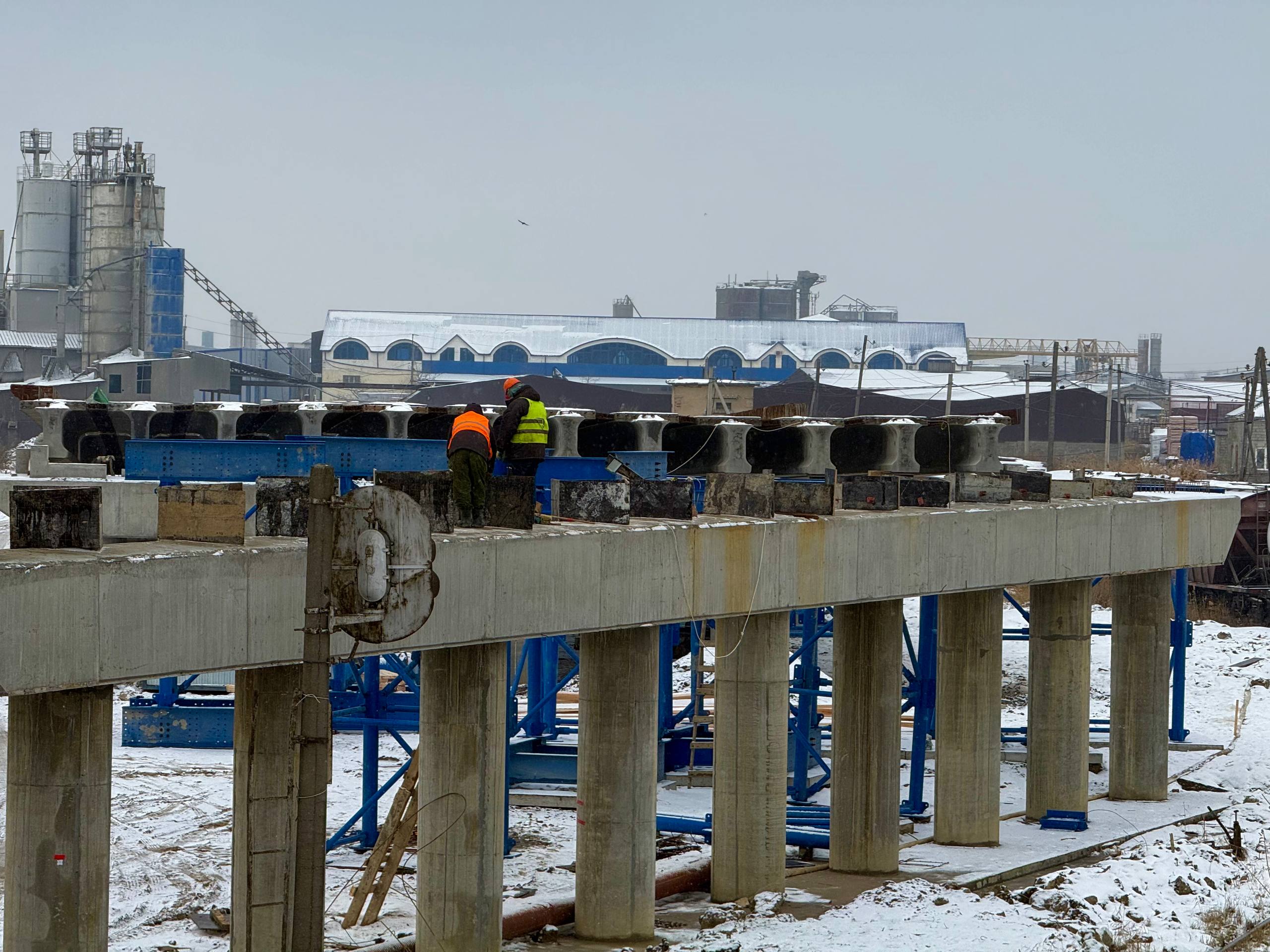 Инспекция проверила этап строительства дороги к Махачкалинскому порту