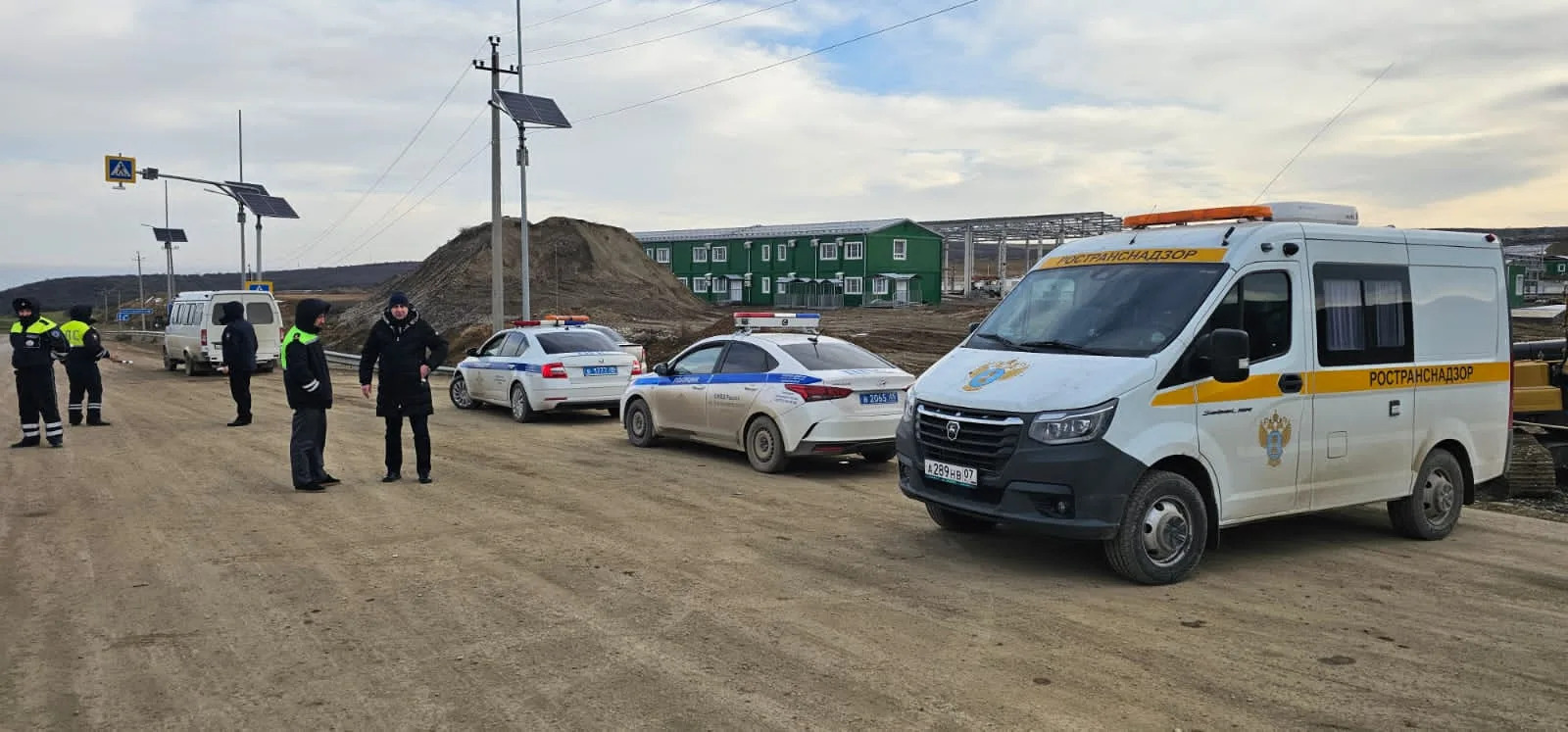 Проверка безопасности пассажирских перевозок прошла в Казбековском районе.