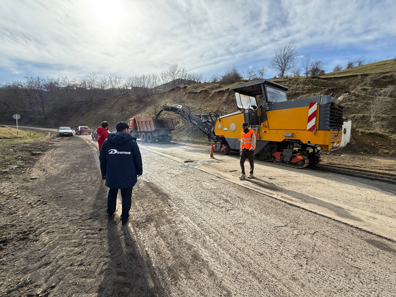 В Хивском районе стартовал ремонт трассы, связывающей семь районов Дагестана