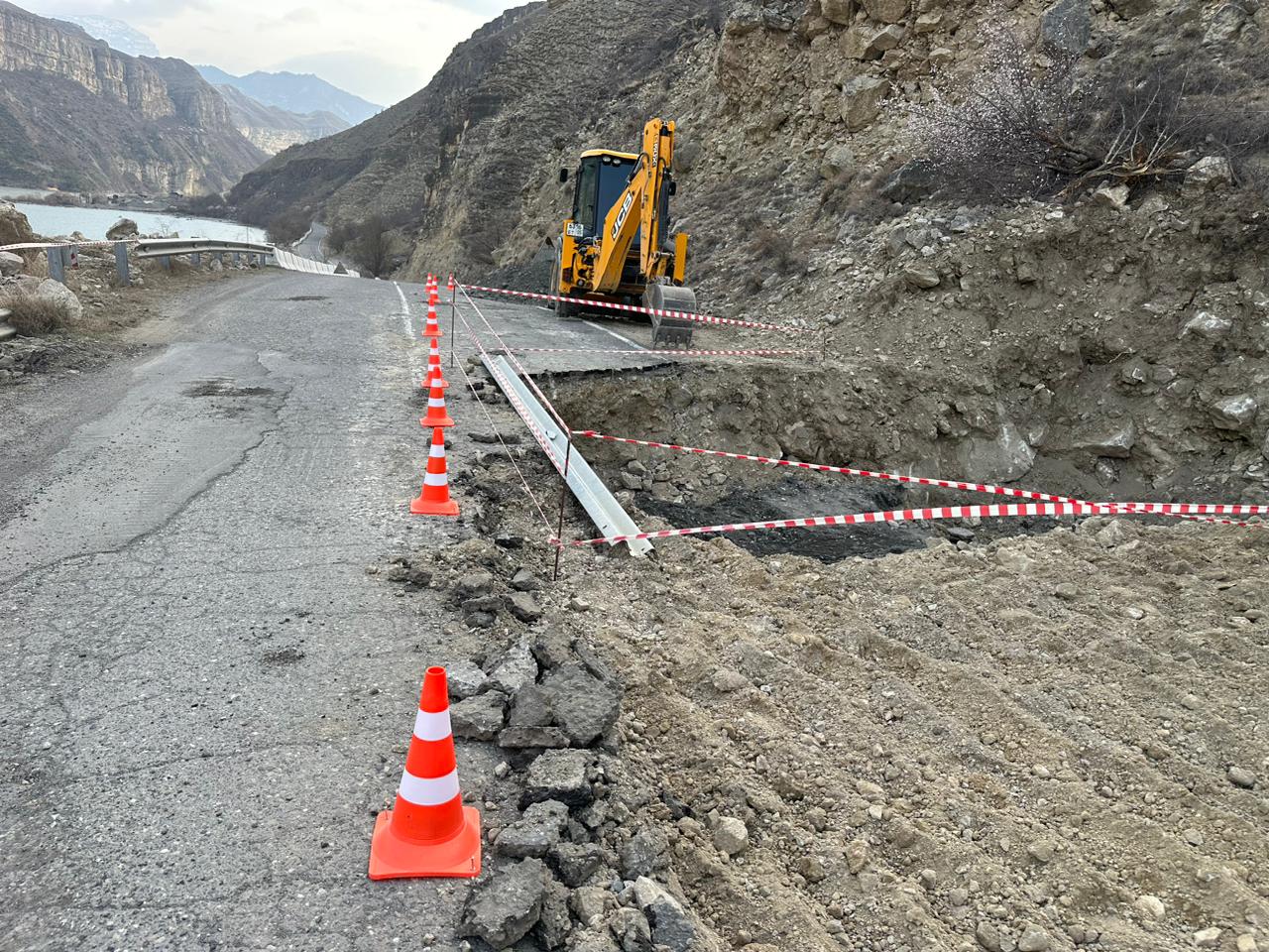 В Дагестане начался ремонт дороги к Карадахской теснине