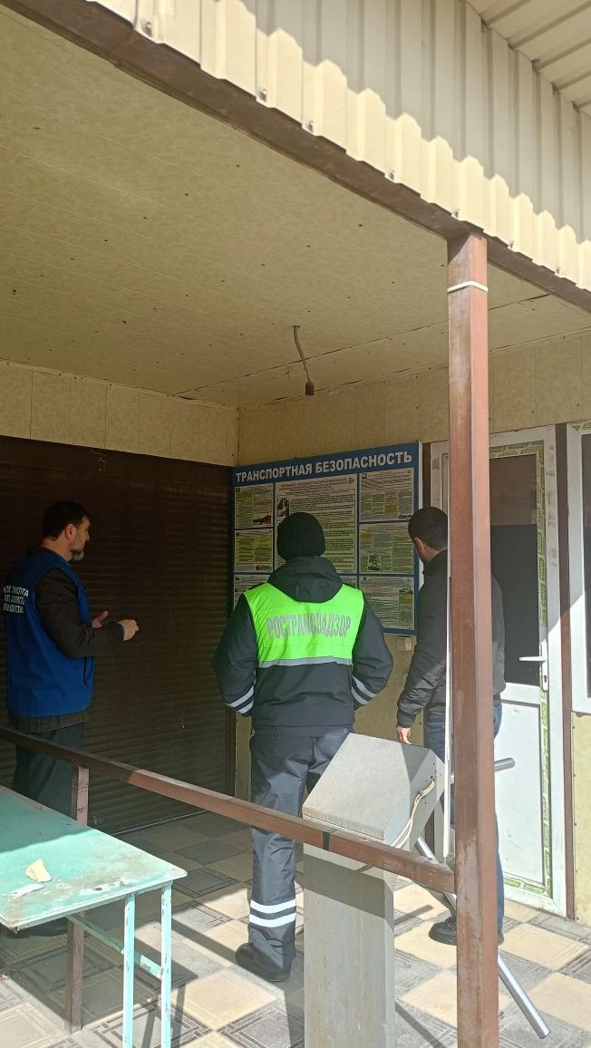 Сотрудники Минтранса Дагестана оценили транспортную безопасность автостанции Каспийска
