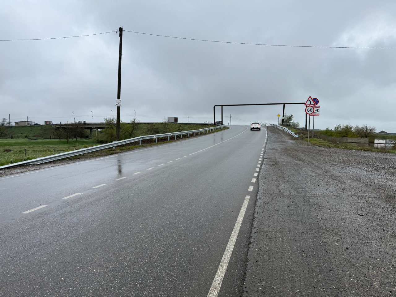 Студенты АДК осмотрели ремонт трассы Кизилюрт – Костек