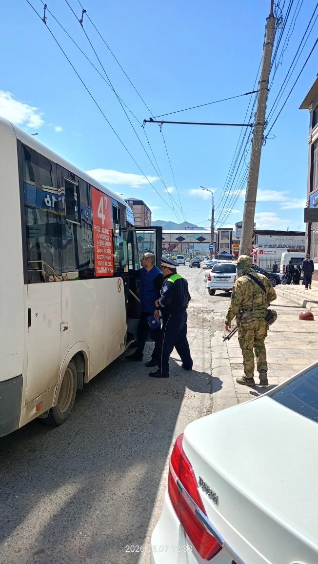 Сотрудники Минтранса Дагестана проверили в Махачкале безопасность пассажирских перевозок