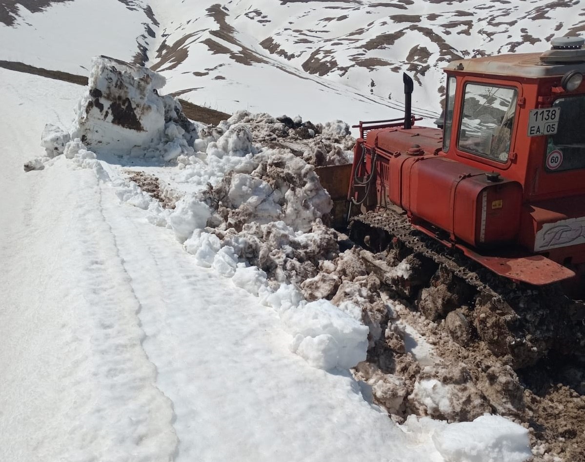 В Дагестане восстановлено движение на 145 участках дорог, пострадавших от паводков