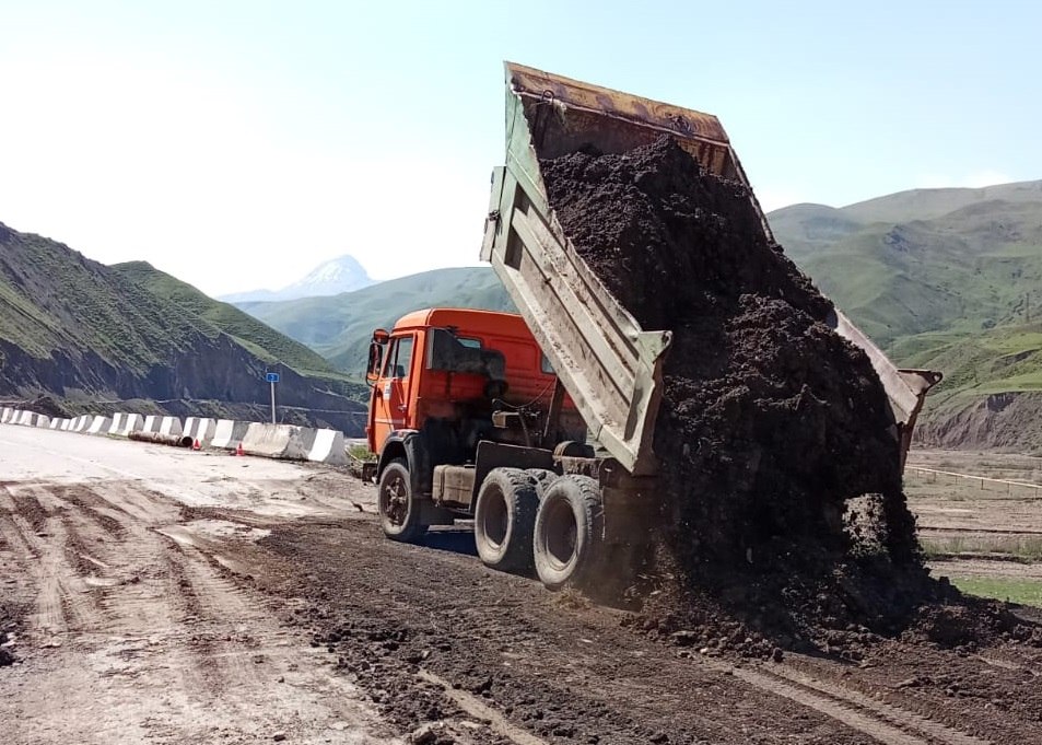 В Дагестане восстановлено движение на 145 участках дорог, пострадавших от паводков